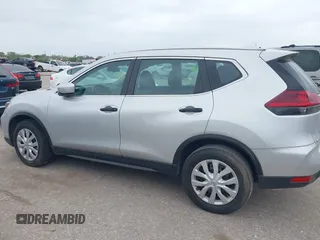 2020 Nissan Rogue S z VIN 5N1AT2MV1LC808854, wystawiony jako IAAI lot #41911120 z przebiegiem 162 642 mil mil oraz . Historia ofert i sprzedaży dostępna na DreamBid. Obrazek 14.