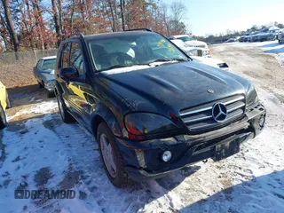2001 Mercedes-Benz M-Class AMG with VIN 4JGAB74E71A255572, listed as a IAAI auction lot 41415938 with 78,185 mi miles. Bid and sale history available at carsss.com. Image 1.