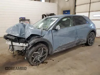 2024 Hyundai Ioniq 5 SE z VIN KM8KMDDF3RU293526, wystawiony jako Copart lot #45806525 z przebiegiem Nie podano mil oraz Szkoda całkowita • Salvage title. Historia ofert i sprzedaży dostępna na DreamBid. Obrazek 1.