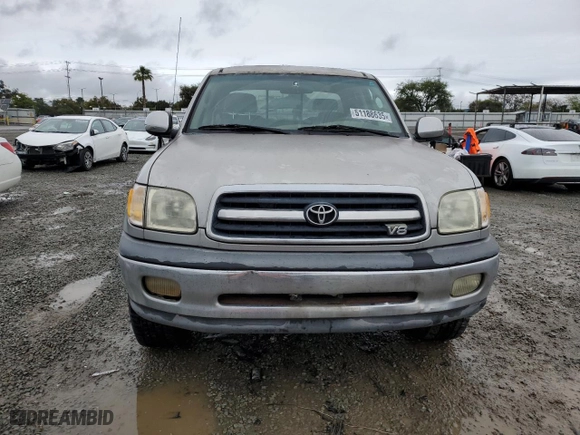 2001 Toyota Tundra SR5 with VIN 5TBRT34101S185533, listed as a Copart auction lot 51188635 with 302,193 mi miles and Clean Title. Bid and sale history available at carsss.com. Image 5.