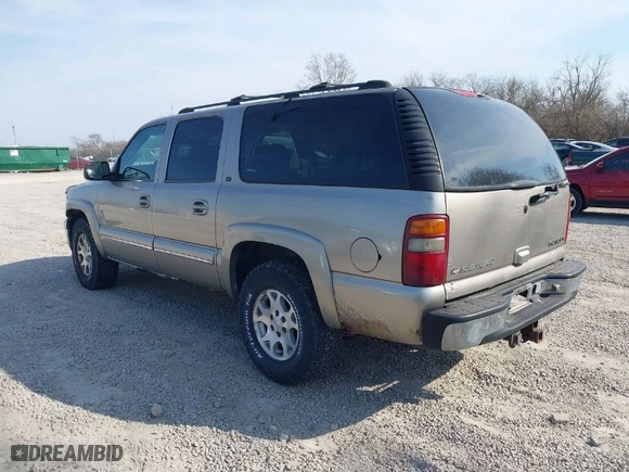 2001 Chevrolet Suburban LT with VIN 3GNFK16TX1G186467, listed as a IAAI auction lot 41787416 with 139,565 mi miles. Bid and sale history available at carsss.com. Image 3.
