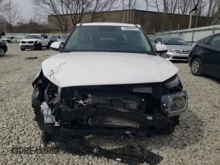 2024 Hyundai Venue SE with VIN KMHRB8A31RU287052, listed as a Copart auction lot 48958345 with 20,158 mi miles and Salvage Title. Bid and sale history available at DreamBid. Image 5.