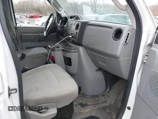 2014 Ford Econoline Cargo Commercial with VIN 1FTNS1EW3EDA83975, listed as a IAAI auction lot 41503491 with 279,018 mi miles. Bid and sale history available at carsss.com. Image 5.