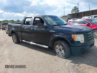 2009 Ford F-150 XL z VIN 1FTPW14V49KA00383, wystawiony jako IAAI lot #41975935 z przebiegiem 117 400 mil mil oraz . Historia ofert i sprzedaży dostępna na DreamBid. Obrazek 1.