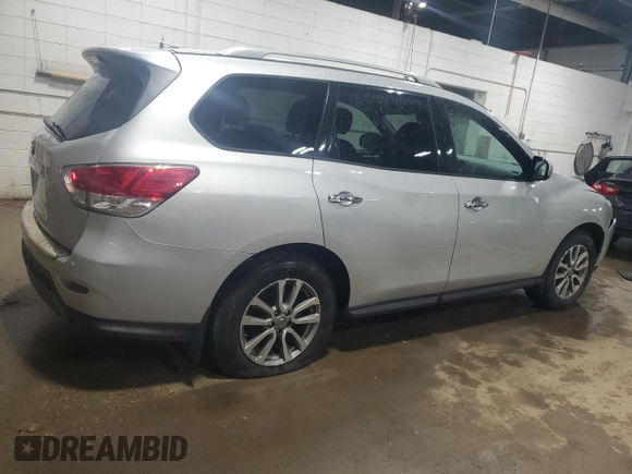 2015 Nissan Pathfinder SV z VIN 5N1AR2MN4FC692875, wystawiony jako Copart lot #54977155 z przebiegiem 152 155 mil mil oraz Czysty tytuł • Clean title. Historia ofert i sprzedaży dostępna na DreamBid. Obrazek 3.