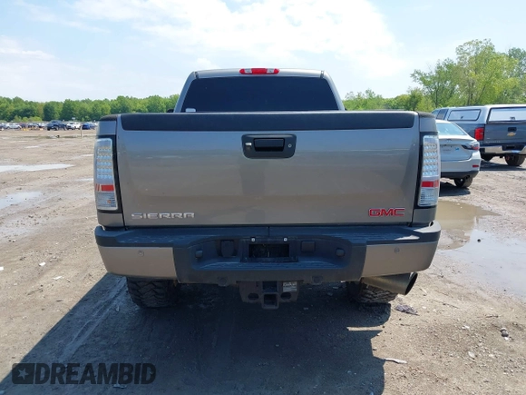 2013 GMC Sierra 2500HD Denali with VIN 1GT125E80DF154320, listed as a IAAI auction lot 42264742 with 171,013 mi miles and . Bid and sale history available at DreamBid. Image 16.