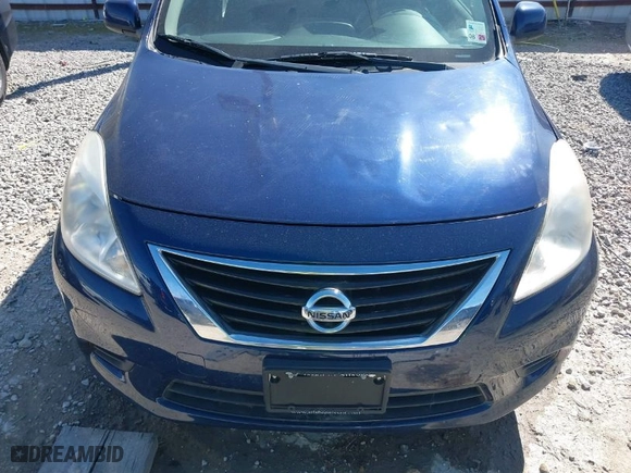 2014 Nissan Versa SV with VIN 3N1CN7AP8EL868280, listed as a IAAI auction lot 41813258 with 71,612 mi miles. Bid and sale history available at carsss.com. Image 12.