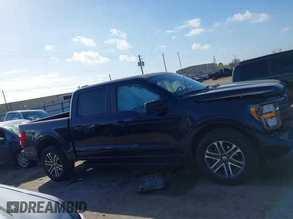 2023 Ford F-150 XL с VIN 1FTEW1CP3PFC14524, выставлен на аукционе IAAI как лот 41771326 с пробегом 27 981 миль миль и . История ставок и продаж доступна на DreamBid. Изображение 13.