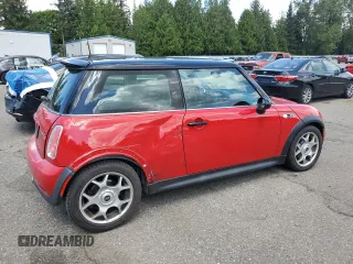 2005 MINI Hardtop S z VIN WMWRE33565TL15602, wystawiony jako Copart lot #58003515 z przebiegiem 134 495 mil mil oraz Szkoda całkowita • Salvage title. Historia ofert i sprzedaży dostępna na DreamBid. Obrazek 3.