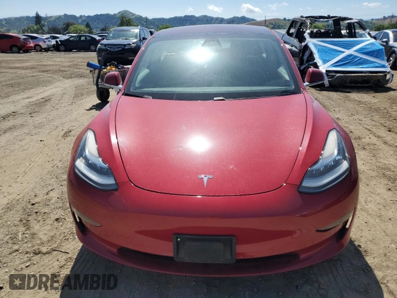 2018 Tesla Model 3 Long Range Battery z VIN 5YJ3E1EA4JF061733, wystawiony jako Copart lot #54885335 z przebiegiem 84 700 mil mil oraz Szkoda całkowita • Salvage title. Historia ofert i sprzedaży dostępna na DreamBid. Obrazek 5.