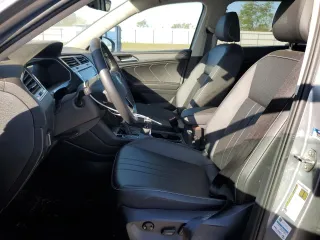 2024 Volkswagen Tiguan SE с VIN 3VV3B7AX9RM047518, выставлен на аукционе Copart как лот 49165045 с пробегом 34 501 миль миль и Списание • Salvage title. История ставок и продаж доступна на DreamBid. Изображение 7.