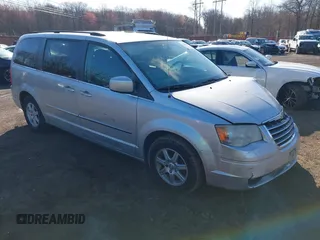 2010 Chrysler Town & Country Touring with VIN 2A4RR5D14AR359169, listed as a IAAI auction lot 41900856 with 204,595 mi miles and . Bid and sale history available at DreamBid. Image 1.