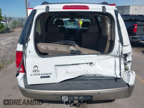2002 Ford Explorer Eddie Bauer с VIN 1FMZU74E32ZB77338, выставлен на аукционе IAAI как лот 42321438 с пробегом 347 975 миль миль и . История ставок и продаж доступна на DreamBid. Изображение 16.