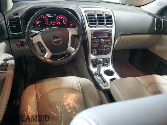 2010 GMC Acadia SLT1 z VIN 1GKLVMED2AJ140486, wystawiony jako Copart lot #55735155 z przebiegiem 185 154 mil mil oraz Szkoda całkowita • Salvage title. Historia ofert i sprzedaży dostępna na DreamBid. Obrazek 8.