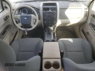 2008 Ford Escape XLS z VIN 1FMCU02Z78KE31704, wystawiony jako Copart lot #45279665 z przebiegiem Nie podano mil oraz Czysty tytuł • Clean title. Historia ofert i sprzedaży dostępna na DreamBid. Obrazek 8.