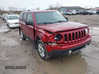2013 Jeep Patriot Limited z VIN 1C4NJRCB8DD222448, wystawiony jako IAAI lot #41920302 z przebiegiem 177 959 mil mil oraz . Historia ofert i sprzedaży dostępna na DreamBid. Obrazek 1.