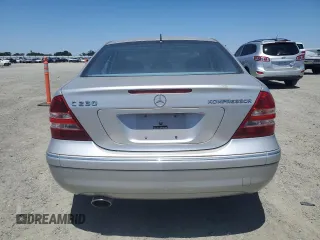 2005 Mercedes-Benz C 230 Kompressor with VIN WDBRF40JX5F617026, listed as a Copart auction lot 57532675 with 229,853 mi miles and Clean title. Bid and sale history available at DreamBid. Image 6.