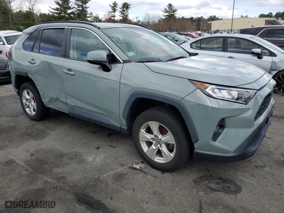 2019 Toyota RAV4 XLE with VIN 2T3P1RFVXKW012335, listed as a Copart auction lot 52551695 with 58,040 mi miles and Non Repairable. Bid and sale history available at carsss.com. Image 4.