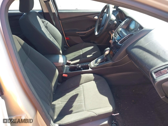 2017 Ford Focus SEL with VIN 1FADP3H26HL298302, listed as a IAAI auction lot 41983527 with 30,668 mi miles. Bid and sale history available at carsss.com. Image 5.
