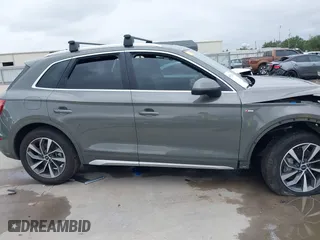 2024 Audi Q5 S line Premium Plus with VIN WA1EAAFY3R2043314, listed as a IAAI auction lot 40712504 with 5,170 mi miles. Bid and sale history available at carsss.com. Image 14.