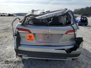 2022 Honda Pilot Touring 7-Passenger with VIN 5FNYF6H66NB019562, listed as a Copart auction lot 43752405 with 0 mi miles and Salvage Title. Bid and sale history available at carsss.com. Image 6.