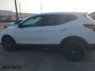 2020 Nissan Rogue Sport SV with VIN JN1BJ1CV8LW254546, listed as a IAAI auction lot 41777403 with 86,106 mi miles. Bid and sale history available at carsss.com. Image 15.