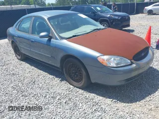 2000 Ford Taurus SE with VIN 1FAFP53U1YG213906, listed as a IAAI auction lot 42064922 with 117,043 mi miles and . Bid and sale history available at carsss.com. Image 1.