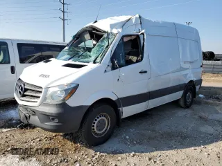 2018 Mercedes-Benz Sprinter Cargo Worker with VIN WD3PE7CD9JP611039, listed as a Copart auction lot 88165975 with 157,058 mi miles and Salvage Title. Bid and sale history available at carsss.com. Image 1.