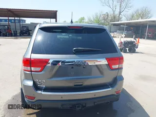 2013 Jeep Grand Cherokee Overland with VIN 1C4RJFCG2DC611877, listed as a IAAI auction lot 41910800 with 151,457 mi miles. Bid and sale history available at carsss.com. Image 16.