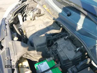 2011 Toyota Sienna LE z VIN 5TDJK3DC5BS019471, wystawiony jako IAAI lot #43121145 z przebiegiem 214 140 mil mil oraz . Historia ofert i sprzedaży dostępna na DreamBid. Obrazek 19.