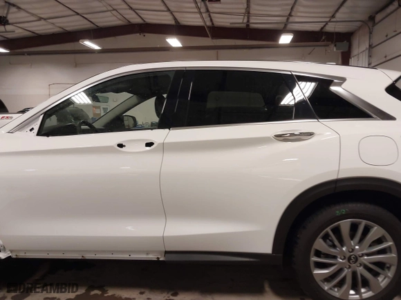 2023 Infiniti QX50 PURE with VIN 3PCAJ5AB3PF108414, listed as a IAAI auction lot 41363277 with 25,522 mi miles. Bid and sale history available at carsss.com. Image 15.