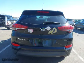 2016 Hyundai Tucson SE with VIN KM8J3CA41GU133962, listed as a IAAI auction lot 41634282 with 101,705 mi miles. Bid and sale history available at carsss.com. Image 16.