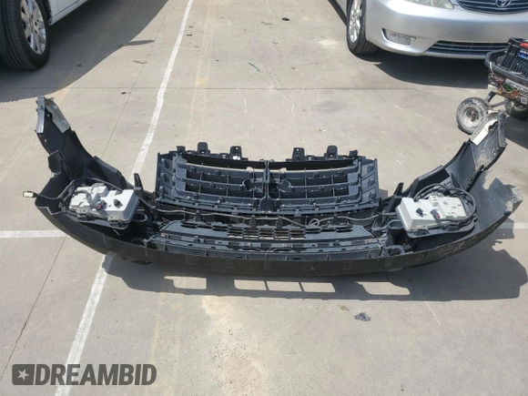 2016 Ford Expedition Limited with VIN 1FMJU2AT9GEF32188, listed as a Copart auction lot 56503805 with 209,686 mi miles and Salvage title. Bid and sale history available at DreamBid. Image 13.