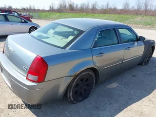 2007 Chrysler 300 Limited with VIN 2C3KA53G37H799150, listed as a IAAI auction lot 42104081 with 132,326 mi miles. Bid and sale history available at carsss.com. Image 4.