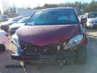 2019 Toyota Sienna LE Auto Access Seat with VIN 5TDKZ3DC5KS008650, listed as a IAAI auction lot 41245967 with 124,538 mi miles and . Bid and sale history available at DreamBid. Image 11.