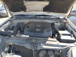 2006 Toyota 4Runner SR5 with VIN JTEZU14R760072683, listed as a IAAI auction lot 40499444 with 236,642 mi miles and . Bid and sale history available at DreamBid. Image 10.