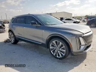 2023 Cadillac LYRIQ RWD Luxury z VIN 1GYKPMRK3PZ001935, wystawiony jako Copart lot #53645875 z przebiegiem Nie podano mil oraz Nie do naprawy • Non repairable. Historia ofert i sprzedaży dostępna na DreamBid. Obrazek 4.