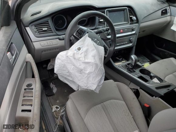 2019 Hyundai Sonata Hybrid SE with VIN KMHE24L39KA093459, listed as a Copart auction lot 46731325 with 0 mi miles and Non Repairable. Bid and sale history available at carsss.com. Image 8.