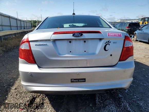 2012 Ford Fusion SE z VIN 3FAHP0HA8CR432289, wystawiony jako Copart lot #58714925 z przebiegiem 59 201 mil mil oraz Szkoda całkowita • Salvage title. Historia ofert i sprzedaży dostępna na DreamBid. Obrazek 6.