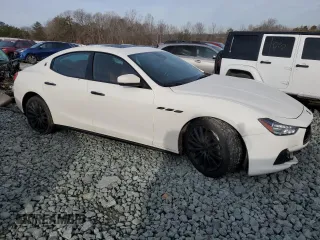 2017 Maserati Ghibli with VIN ZAM57XSAXH1217301, listed as a Copart auction lot 40090954 with 107,514 mi miles. Bid and sale history available at carsss.com. Image 4.