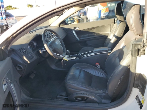 2011 Volvo C70 with VIN YV1672MC8BJ118942, listed as a Copart auction lot 41929995 with 106,464 mi miles and Clean Title. Bid and sale history available at carsss.com. Image 7.