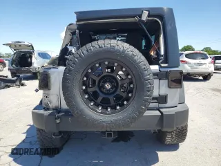 2016 Jeep Wrangler Unlimited Sport z VIN 1C4BJWDG4GL327252, wystawiony jako Copart lot #57433645 z przebiegiem 109 108 mil mil oraz Szkoda całkowita • Salvage title. Historia ofert i sprzedaży dostępna na DreamBid. Obrazek 6.