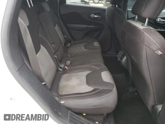 2015 Jeep Cherokee Sport z VIN 1C4PJMAB7FW622216, wystawiony jako Copart lot #57939965 z przebiegiem 179 349 mil mil oraz Czysty tytuł • Clean title. Historia ofert i sprzedaży dostępna na DreamBid. Obrazek 10.