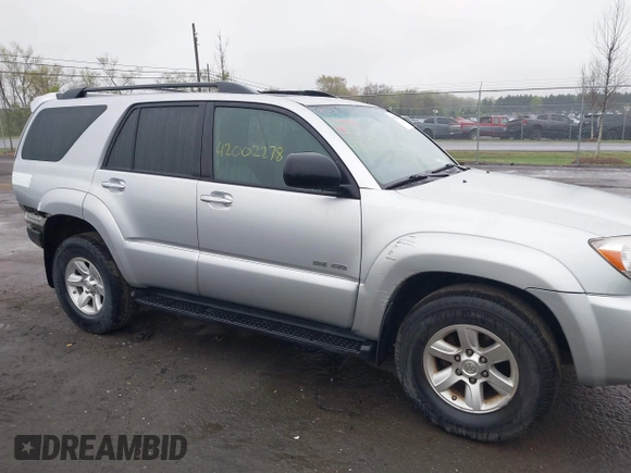 2006 Toyota 4Runner SR5 z VIN JTEBU14R468060851, wystawiony jako IAAI lot #42002278 z przebiegiem 234 343 mil mil oraz . Historia ofert i sprzedaży dostępna na DreamBid. Obrazek 13.