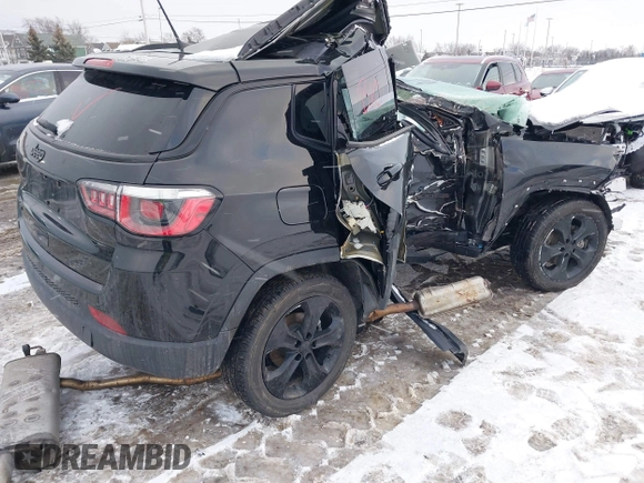 2020 Jeep Compass Latitude с VIN 3C4NJDBB1LT133401, выставлен на аукционе IAAI как лот 41446545 с пробегом 27 989 миль миль и . История ставок и продаж доступна на DreamBid. Изображение 4.