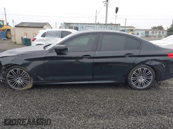 2017 BMW 5 Series 540i with VIN WBAJE5C3XHG917472, listed as a IAAI auction lot 41323501 with 123,247 mi miles and . Bid and sale history available at carsss.com. Image 14.