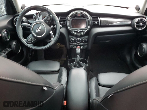 2015 MINI Hardtop 4 Door S with VIN WMWXU3C50F2B56905, listed as a Copart auction lot 59747905 with 151,537 mi miles and Clean title. Bid and sale history available at DreamBid. Image 8.