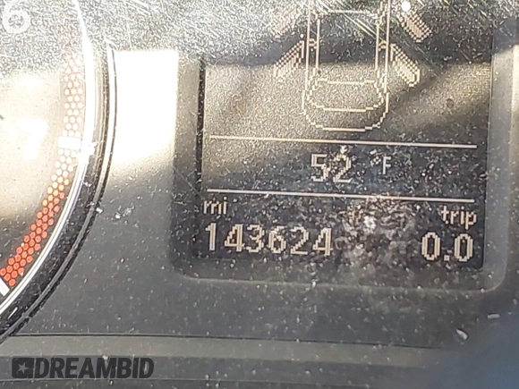 2013 Volkswagen Passat SE w/Sunroof & Nav with VIN 1VWBP7A35DC113692, listed as a IAAI auction lot 41720111 with 143,624 mi miles. Bid and sale history available at carsss.com. Image 15.