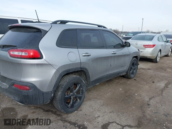 2016 Jeep Cherokee Latitude with VIN 1C4PJLCS8GW176604, listed as a IAAI auction lot 41467467 with 65,855 mi miles. Bid and sale history available at carsss.com. Image 4.