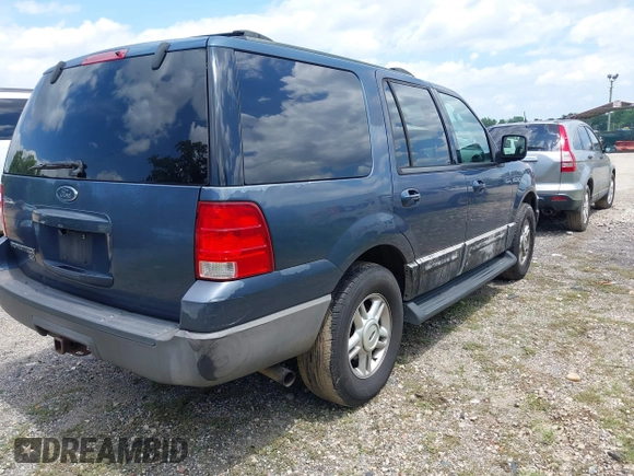 2004 Ford Expedition XLT with VIN 1FMPU16W54LA01276, listed as a IAAI auction lot 42776189 with 117,070 mi miles and . Bid and sale history available at DreamBid. Image 4.